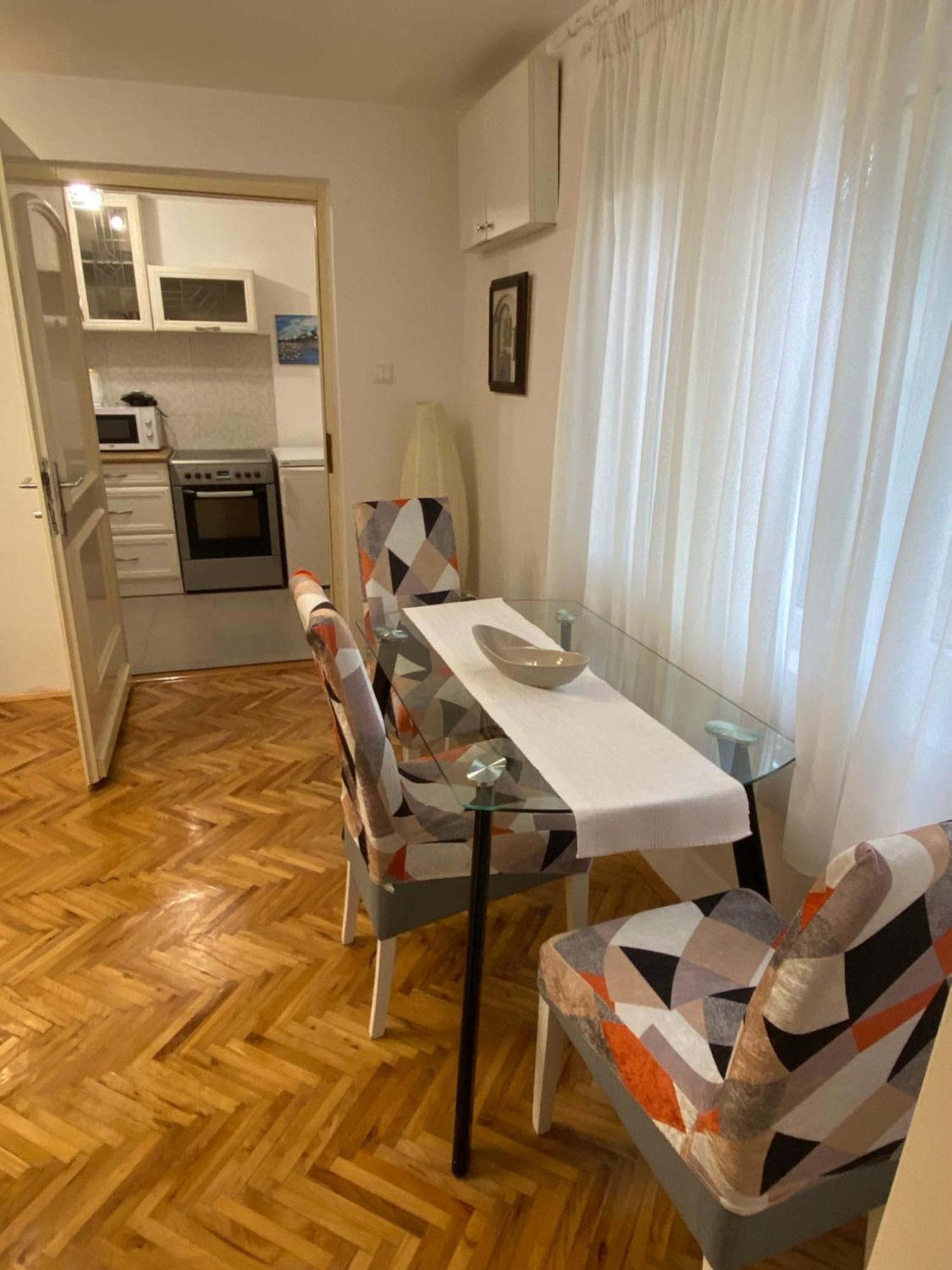 Garden Apartmani 3 Belgrado Exterior foto